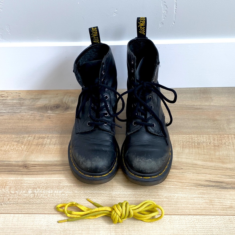 Dr. Martens Air Wair lace-up combat boots size 7 women’s.